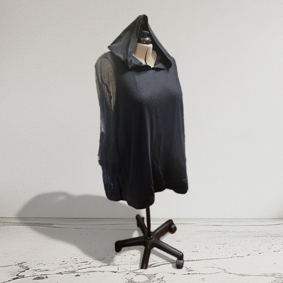 LIVI ACTIVE BY LANE BRYANT BLACK HOODIE WITH LACE SLEEVES 26/28 EUC - Picture 3 of 9
